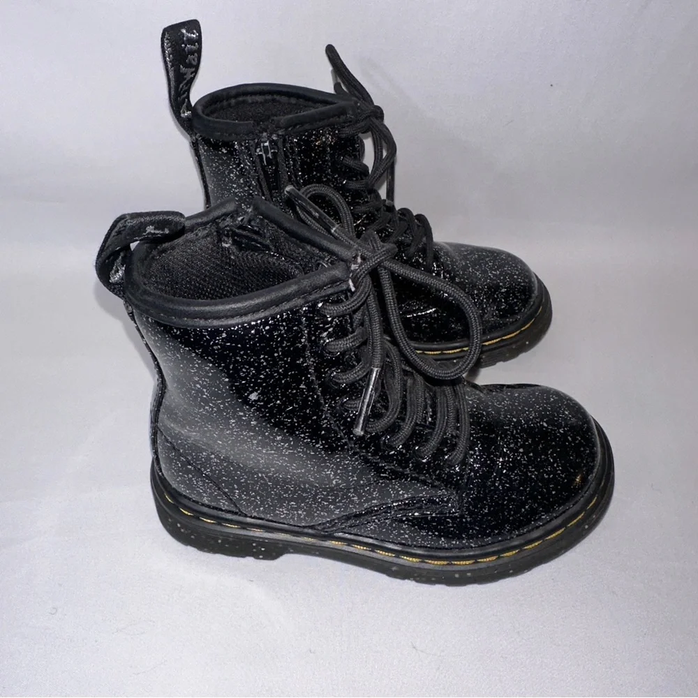 Dr. Martens Toddler 1460 Cosmic Glitter Lace Up Boot Black Size 8